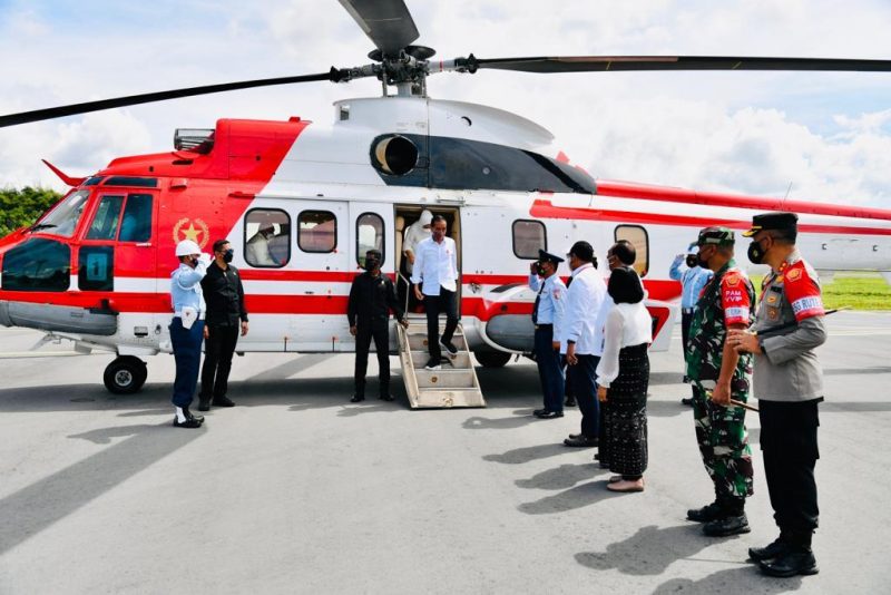 Presiden Jokowi dan Ibu Iriana Jokowi dalam kunjungan kerja ke NTT, Rabu (01/06/2022) 