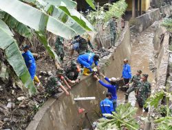 Tim Tanggap Bencana Bukit Asam Bantu Korban Banjir Tanjung Enim