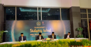 Wakil Menteri Agama, Zainut Tauhid Sa'adi dalam konferensi pers sidang isbat yang digelar di Auditorium HM. Rasjidi Kemenag RI, Rabu (29/6/2022) (foto: tangkapan layar)