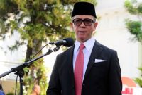Ketua Dewan Komisioner OJK Mahendra Siregar