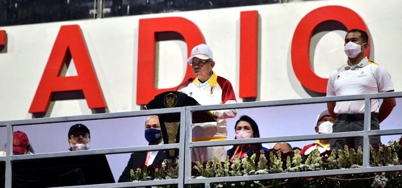 Wapres Ma’ruf Amin membuka ASEAN Para Games XI Tahun 2022, di Stadion Manahan, Surakarta, Jateng, Sabtu (30/07/2022) malam