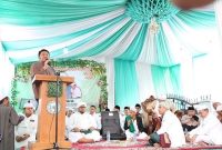 Gubernur Sumsel, Herman Deru menghadiri puncak acara Haul Akbar Ke-14 As-Syeikh K.H. Ali Umar Thoyyib di Komplek Griya Asri Ratusianum,