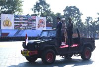 Presiden Jokowi memberikan amanat pada Upacara Peringatan ke-76 Hari Bhayangkara, di Akademisi Kepolisian, di Semarang, Jateng