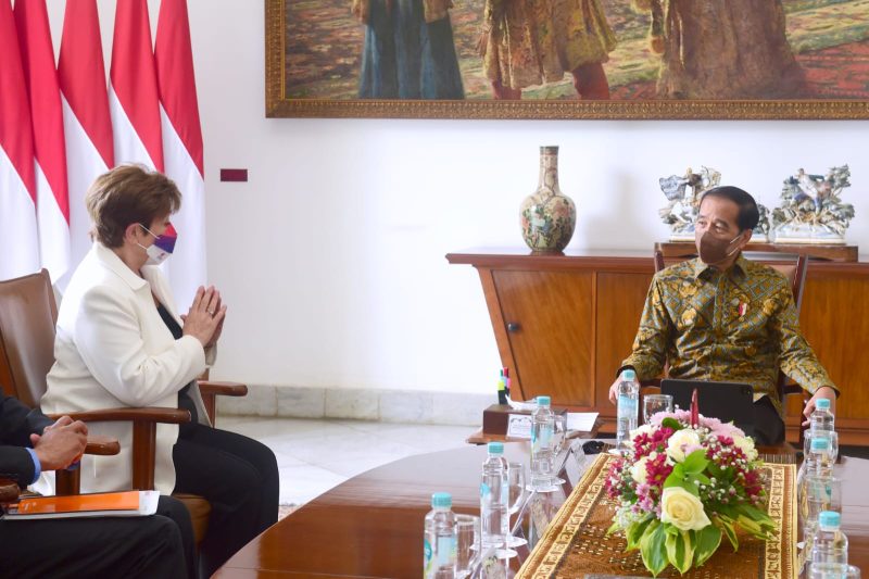 Presiden Jokowi menerima kunjungan delegasi IMF, Minggu (17/07/2022), di Istana Kepresidenan Bogor
