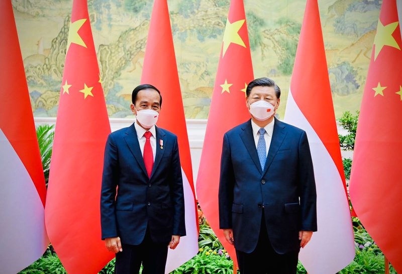 Presiden Jokowi melakukan pertemuan bilateral dengan Presiden RRT Xi Jinping, di Villa 14, Diaoyutai State Guesthouse, Beijing, Selasa (26/07/2022)