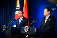 Pernyataan pers bersama Presiden Jokowi dan Presiden Yoon Suk-yeol, di Kantor Kepresidenan Yongsan, Seoul, Kamis (28/07/2022)