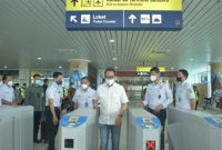 Menhub RI Budi Karya Sumadi saat meninjau Kereta Bandara YIA, Sabtu (9/7/2022)