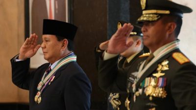 Prabowo Subianto Terima Empat Bintang Kehormatan Utama