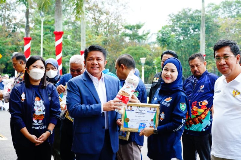 Pembubaran kepanitiaan Fornas VI Sumsel dihalaman Griya Agung, Minggu (21/8)