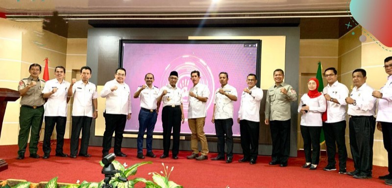 Pemerintah Kabupaten Banyuasin terus memberikan inovasi dengan meluncurkan tiga aplikasi yakni Sistem Informasi Personil Inti [SIPONI] pada Bagian Barang dan Jasa. 