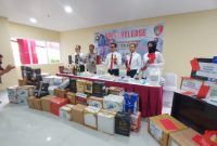Ratusan botol miras tanpa izin berhasil diamankan oleh anggota Unit I Subdit I Tipid Indagsi Ditreskrimsus Polda Sumsel