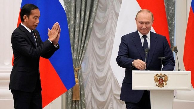 Presiden RI  Ir H Joko Widodo  bersama Presiden Rusia, Vladimir Putin