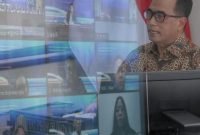 Menteri Perhubungan Budi Karya Sumadi saat menghadiri kegiatan Penyelesaian Manufaktur EMU Proyek Kereta Cepat Jakarta Bandung yang diselenggarakan secara daring.
