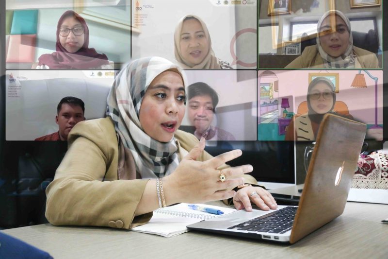 Anggota KPU Betty Epsilon Idroos hadir secara daring dalam Diskusi Perumusan Strategi dan Rencana Aksi Open Data Pemilu