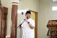 Gubernur Sumsel Herman Deru saat Safari Jumat di Masjid Istiqlal Jalan Perintis Raya Komplek Multiwahana Kelurahan Lebung Gajah