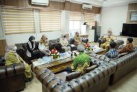 Sekda Provinsi Sumsel SA Supriono ketika menggelar pertemuan dengan sejumlah pimpinan OJK