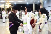 Gubernur Sumsel H Herman Deru resmi mengukuhkan 50 orang anggota Pasukan Pengibar Bendera Pusaka (Paskibraka) Provinsi Sumsel Tahun 2022