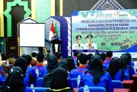 Gubernur Herman Deru ketika menyampaikan sambutan pada  mengukuhkan dan  pembekalan Pendamping Petugas Teknis Peningkatan Produksi Peternakan  Sumsel