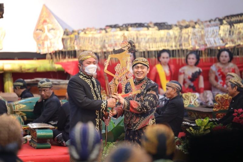 Gubernur Sumsel, H Herman Deru melantik ketua dan pengurus Pujasuma Sumsel Periode 2022-2027