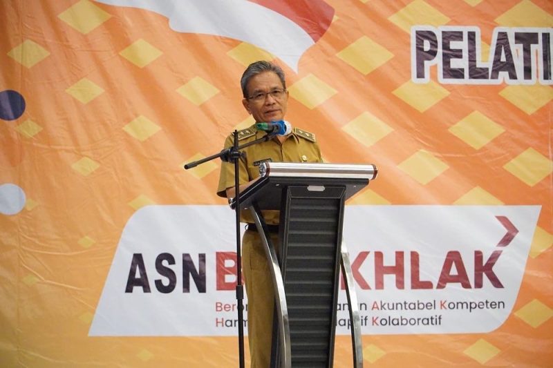 Sekda Sumsel SA Supriono membuka Pelatihan Dasar CPNS Sumsel