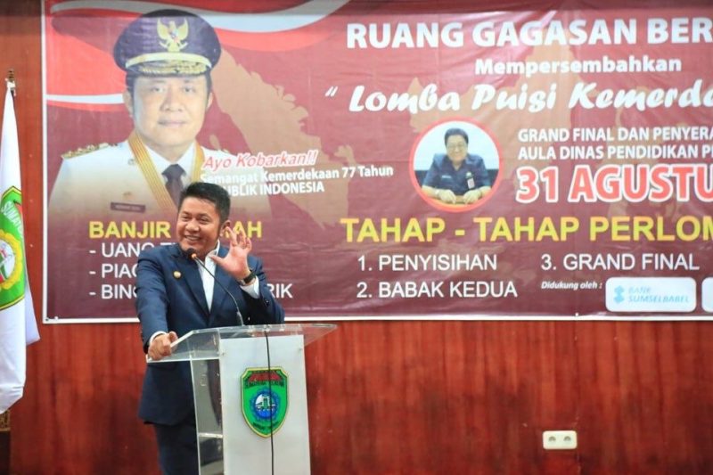 Gubernur Sumsel saat sambutan pada grand final sayembara baca puisi kemerdekaan