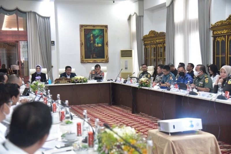 rapat koordinasi bersama Forkompimda di Griya Agung Palembang, Rabu (31/8)