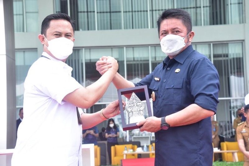 Gubernur Sumsel, H Herman Deru