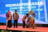 Pembukaan Sidang Pleno XIX Asosiasi Fakultas Bisnis dan Ekonomi (AFEBI) dan Halal Summit 2022