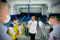 Presiden Jokowi meninjau SPAM Weymomolin, Tanimbar selatan, Kepulauan Tanimbar, Maluku