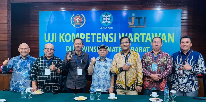 Ketua Dewan Pers, Azyumardi Azra saat menghadiri Uji Kompetensi Wartawan di Bukit Tinggi, Provinsi Sumatra Barat