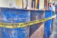 Polisi menemukan lokasi penimbunan BBM bersubsidi jenis solar sebanyak 6 ton di wilayah Kota Kupang