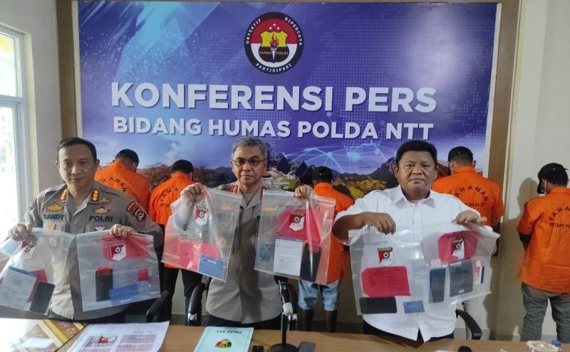 Polda NTT berhasil meringkus belasan pelaku perjudian online