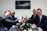 Menteri Perindustrian Agus Gumiwang Kartasasmita