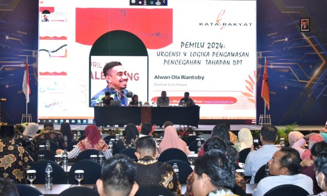Rapat Koordinasi Nasional Pengawasan Pemuhtakhiran Data Pemilih Pemilu 2024 di Surabaya, Minggu, (30/10/2022)