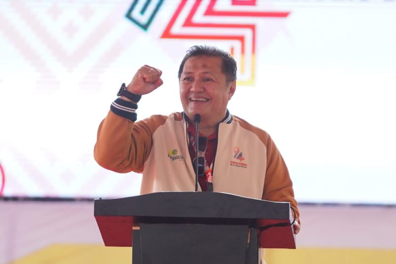 Plt Sesmenpora Jonni Mardizal membuka secara resmi kemah pemuda Indonesia