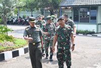Aster Panglima TNI, Mayjen TNI Purwo Sudaryanto melakukan kunjungan kerjanya di Makorem 082/CPYJ.