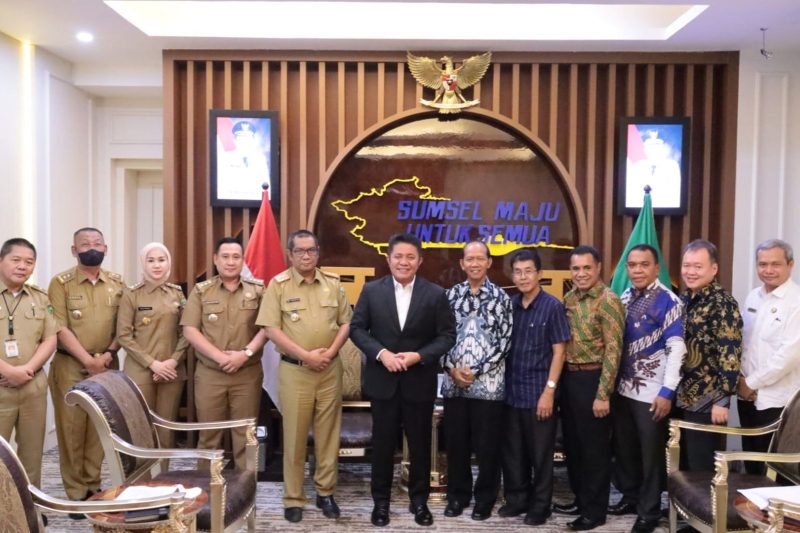 Gubernur Sumsel H Herman Deru menerima audiensi Uskup Keuskupan Agung Palembang
