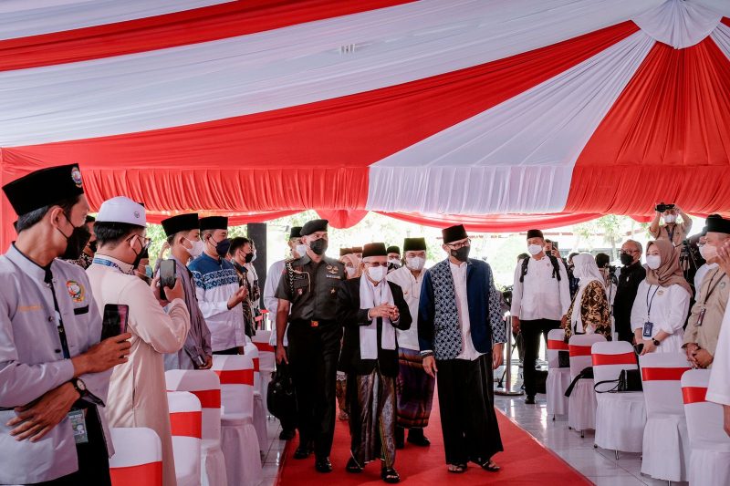 Menparekraf/Baparekraf Sandiaga Salahuddin Uno bersama Wapres RI Ma'ruf Amin