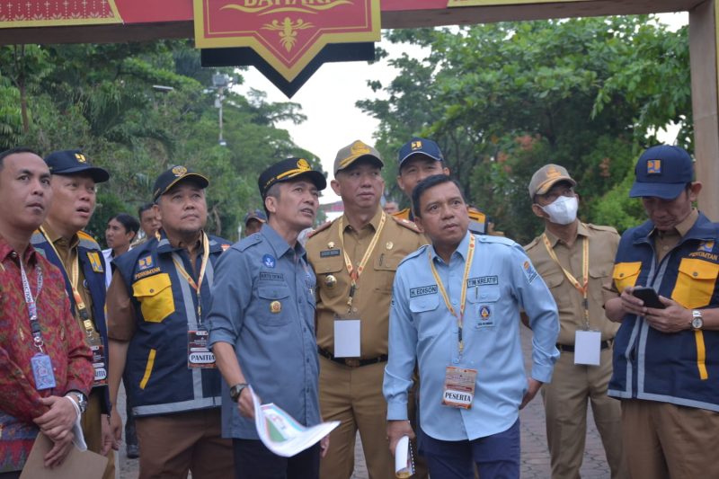 Sekda Kota Palembang saat meninjau persiapan Jaringan Kota Pusaka Indonesia (JKPI)  IX