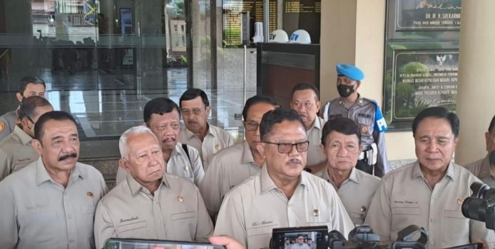 Mantan Kapolri ke-19, Jenderal Polisi (Purn.) Drs H Bambang Hendarso Danuri MM yakin masyarakat akan kembali mencintai Polri pada waktunya