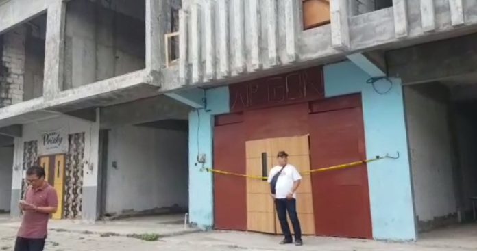 Polda Jawa Timur berhasil membongkar jaringan perdagangan orang (human trafficking) di sebuah ruko di komplek pertokoan Gempol Nine, Pasuruan
