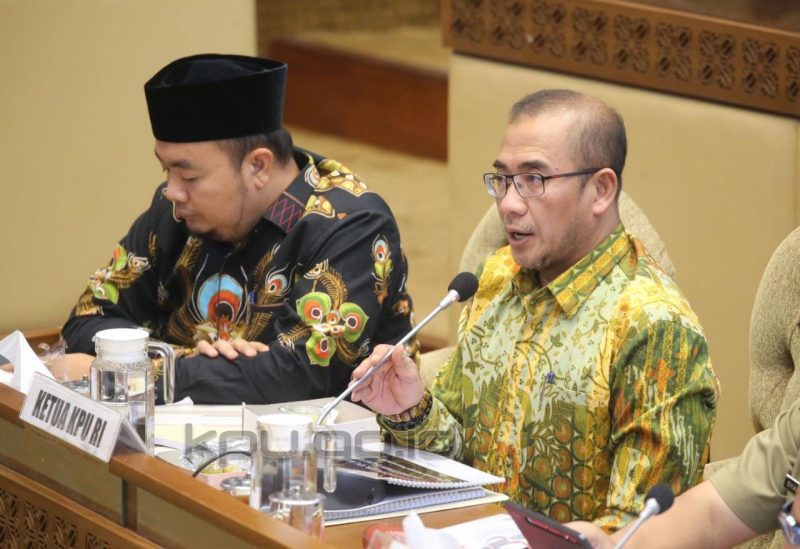 Ketua KPU RI saat RDP di Ruang Rapat Komisi II DPR RI, Jakarta, (15/11/2022)
