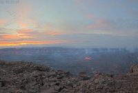 Gunung api terbesar di dunia, Mauna Loa di Hawaii, meletus pada Senin (28/11) waktu setempat