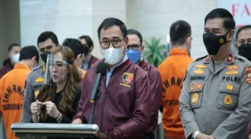 Penyidikan kasus dugaan penipuan robot trading Net89 akan tetap berjalan,meski salah satu tersangka meninggal dunia karena kecelakaan