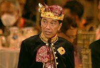 Presiden Jokowi memberikan sambutan pada acara jamuan santap malam KTT G20, di Garuda Wisnu Kencana Cultural Park, Bali, Selasa (15/11/2022). (Sumber: Tangkapan Layar)