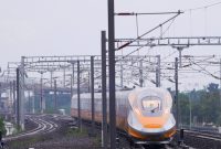 Kereta Cepat Jakarta Bandung yang sudah di berada di track. (Foto: Kementerian BUMN)