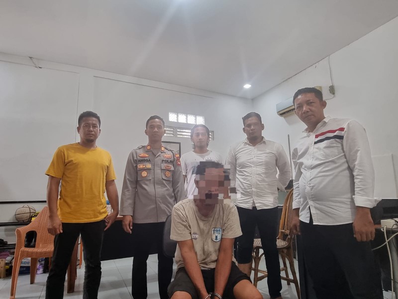 Polsek Kalidoni menangkap pelaku Syaiful Anwar (47) warga Jalan Mayor Zen No 01 Kelurahan Sei Selayur Kecamatan Kalidoni Palembang.