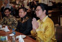 Menparekraf Sandiaga Salahudin Uno saat melakukan pertemuan dengan Senator asal Negeri Sarawak, Malaysia, Jaziri Alkaf Abdillah Suffian
