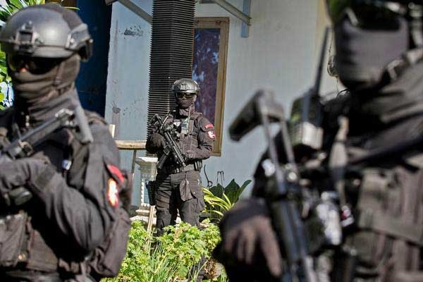 Densus 88 Antiteror Polri telah mengamankan 2 orang terduga teroris di Sukoharjo, Jawa Tengah