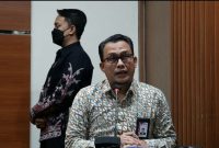 Plt Jubir KPK Ali Fikri dalam keterangannya saat konferensi pers penetapan tersangka korupsi. (Foto: Humas KPK)